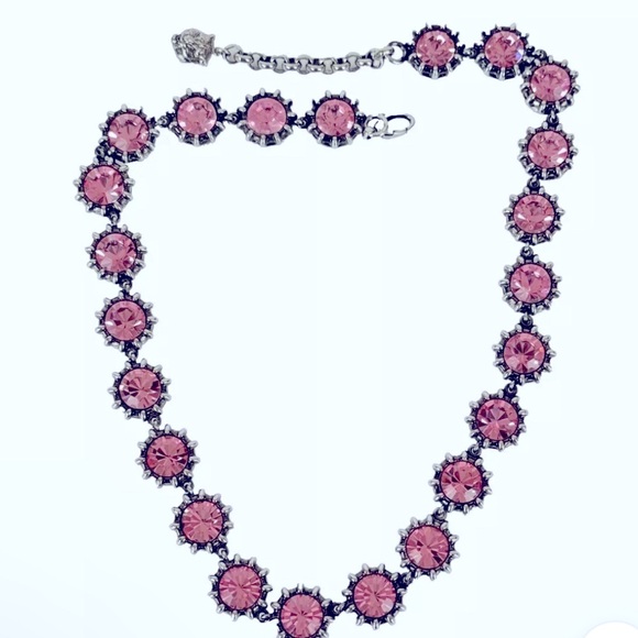 Gucci $1,200 Pink Crystal Collar 19" Necklace Silver Tone - Picture 1 of 7
